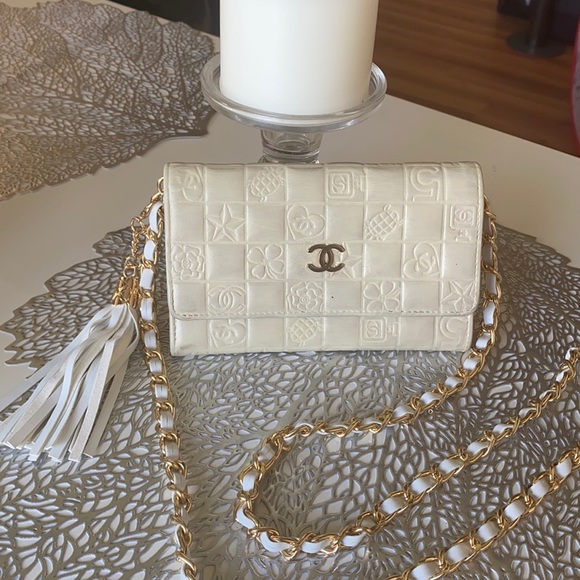 Authentic Chanel Flap Wallet/crossbody✨💕
